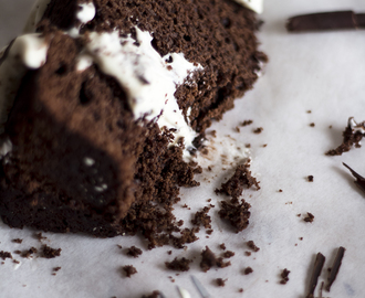 Bolo de Chocolate Negro e Creme de Mascarpone e Caramelo | Dark Chocolate Cake with Caramel & Mascarpone Cream