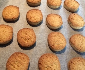 Melt-In-mouth Butter Cookies