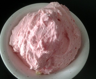 crème mousseline gôut fraise