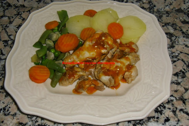 Pollo al ajillo con verduras y patatas al vapor en thermomix "Varoma"