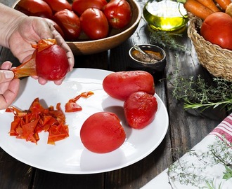 Pelar tomates en MICROONDAS
