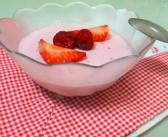 Gelatina de Iogurte de Frutos Vermelhos e Chia