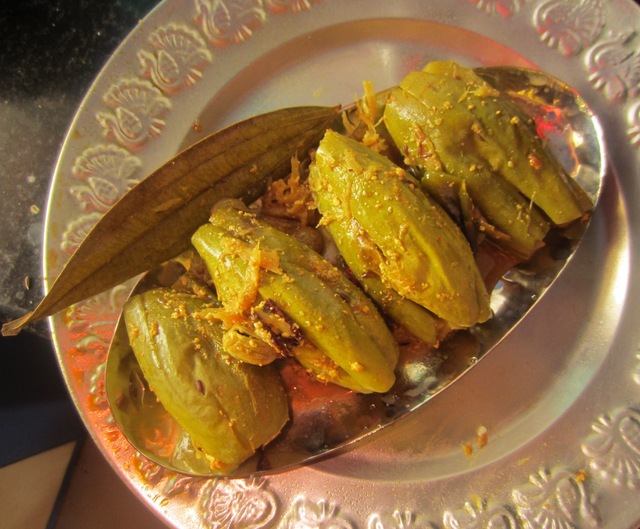Doi potol / Dahi Parwal - A Bengali pure Vegetarian recipe