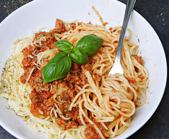 Spaghetti a'la bolognese z indykiem (wersja fit w 15 minut!)
