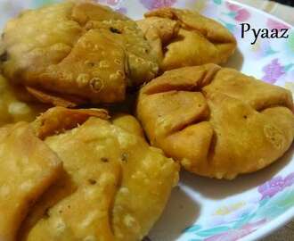 Pyaaz-Onion Kachori-How to make pyaaz ki kachori