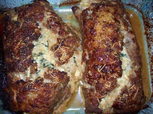Spinach and Ricotta Cheese Rolled Meatloaf