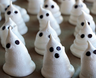 Boo! Cute (and gluten-free) Ghost Meringue Cookies for Halloween