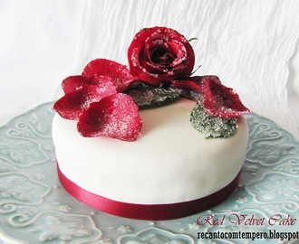 Red Velvet Cake {com recheio cream cheese de chocolate branco e cobertura pasta de açúcar}