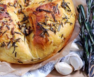 Rosemary & Garlic Sweet Potato Bread
