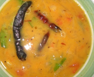 Milaga killi sambar ( Dal soup with red chilli tempering)