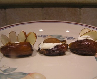 Stuffed Dates with Almonds - Easy