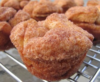 monkey bread muffins party