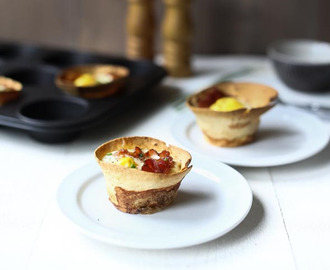 Bacon and egg breakfast tortilla cups
