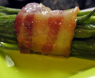 Bacon wrapped green beans