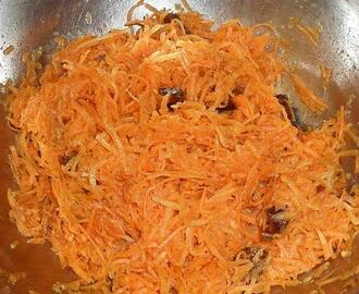 Paleo Moroccan Carrot Salad With Dates