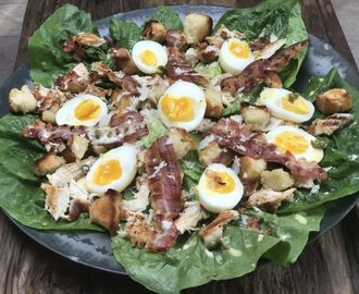 Ceasar Salade zelf maken: De perfecte zomersalade - Familie over de kook