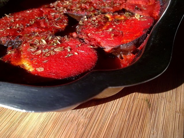 Recette d'aubergines et courgettes aux tomates, grillées à la plancha ou au barbecue