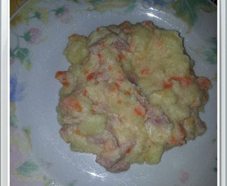 Mouliné pommes de terre carottes jambon et sa sauce au carré frais