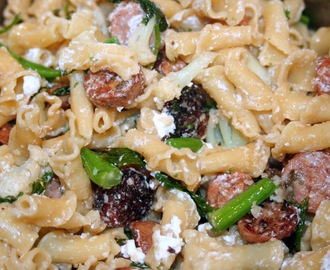 Penne with goat cheese, broccoli rabe and chicken sausage
