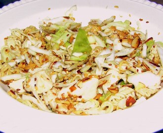 Cruchy Asian Chicken and Noodle Salad
