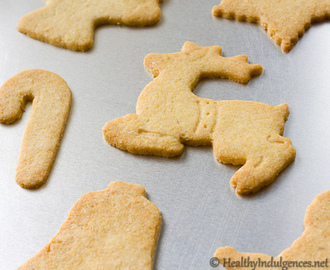 Sugar-Free Sugar Cookies for a Healthy Christmas Treat 