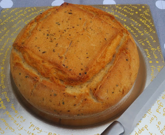 Pan de ajo y orégano en Pyrex