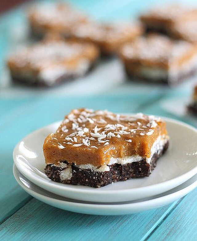 Healthy Eating  : These no bake chocolate coconut pumpkin bars are a paleo treat made with pumpkin…