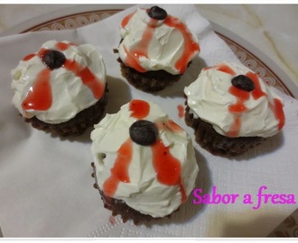 Cupcakes "ojos en sangre" para Halloween (Reto 2013: Libros de cocina)