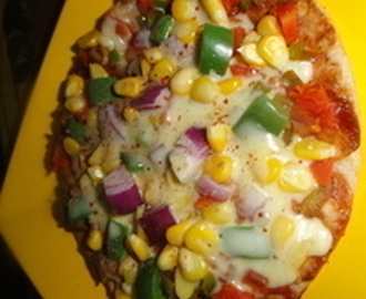 Pizza on Tawa/ Homemade Pizza/ Healthy Pizza Recipe