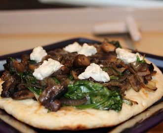 Baked Pita Bread with Spinach, Mushrooms and Goat's Cheese