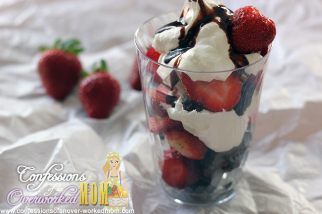 Valentines Day Recipes – Strawberry Brownie Trifle Recipe