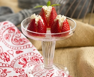 Mascarpone Filled Strawberries~