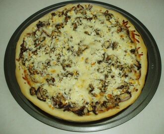 Goat Cheese Pizza with Caramelized Onions and Mushrooms (12-inch)