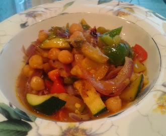 CHICKPEA AND VEGETABLE STEW
