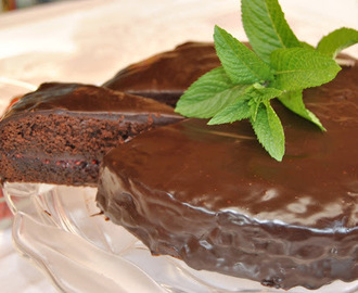 Čokoládovo-čokoládová torta