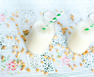 Dooney’s Vanilla Honeybean Milk – Ewa Oloyin Milk