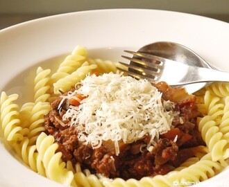 Cooking with Quorn for the 5:2 Diet – #Vegetarian Pasta Bolognese