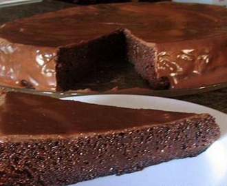 Receita de Torta de Chocolate sem Farinha