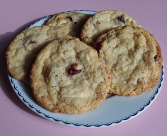 Cookies s bielou čokoládou, pomarančom a brusnicami: konečne spoľahlivý recept na skvelé blbuvzdorné cookies