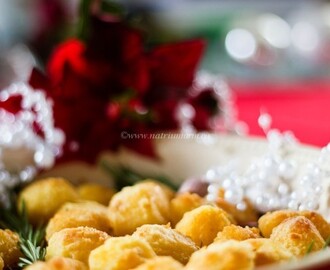 Kerst 2013: Bijgerecht- Knapperige in de oven gebakken aardappeltjes met rozemarijn en knoflook