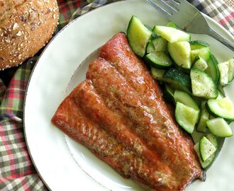 Bourbon Marinated Salmon – Easy Recipe!