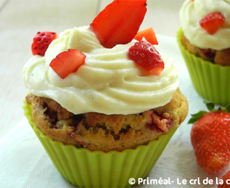 Recette bio: cupcakes aux fraises et chocolat blanc, sans oeuf