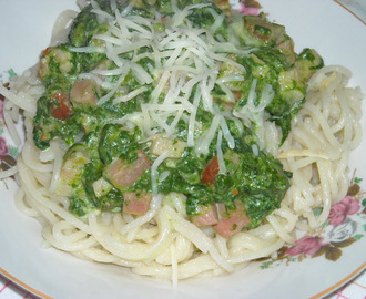 Spenótos - császárszalonnás (baconös )spagetti