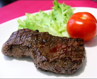 Pippuripihvi naudan ulkofileestä (pepper steak)