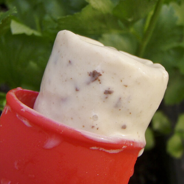 The Food Desert Project: Creamy Chocolate-Date Popsicles