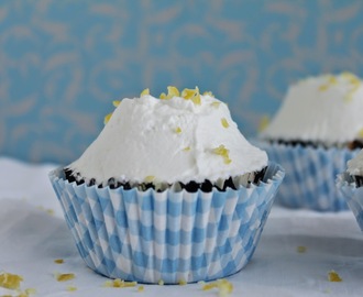 Cupcakes rellenos de lemon curd y crema de limón