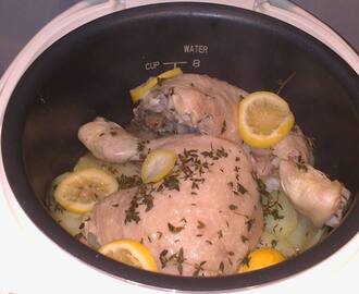Pollo con patatas al tomillo fresco y limón al horno