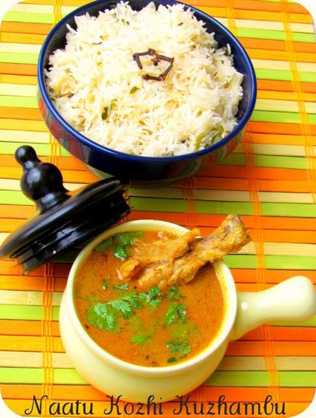 Naatu Kozhi Kuzhambu / Country style chicken curry