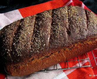 Chleb z musztardą, miodem i otrębami - mój wypiek na World Bread Day