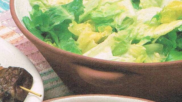 Green Salad with Mustard Glaze